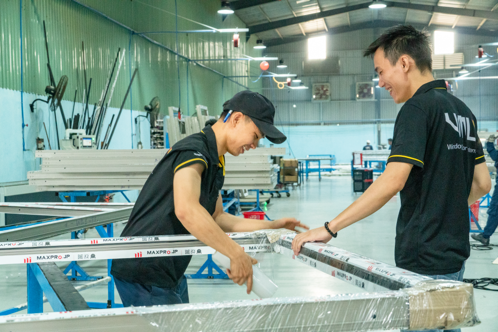 Máy móc của Việt Minh Long luôn được chú trọng đầu tư nhằm đem lại trải nghiệm hài lòng nhất cho khách hàng