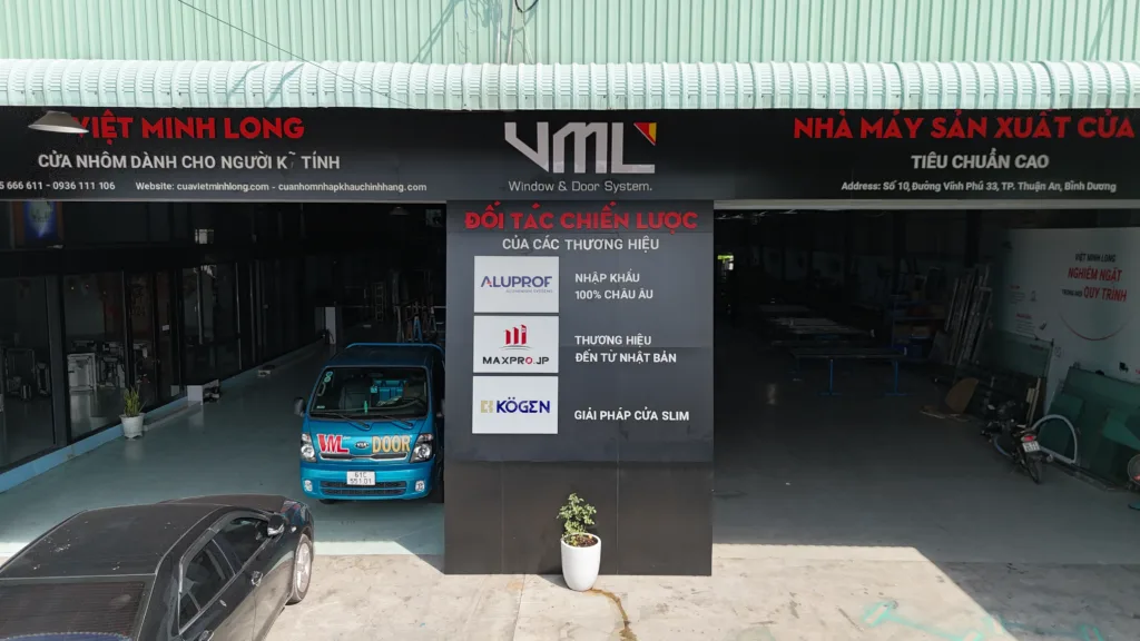 nhà máy sản xuất cửa nhôm Việt Minh Long